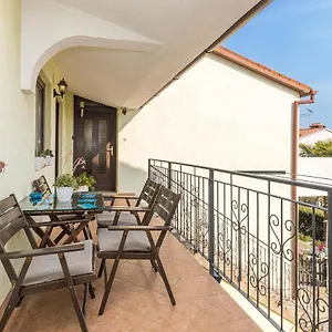  Apartman Apartments Junek